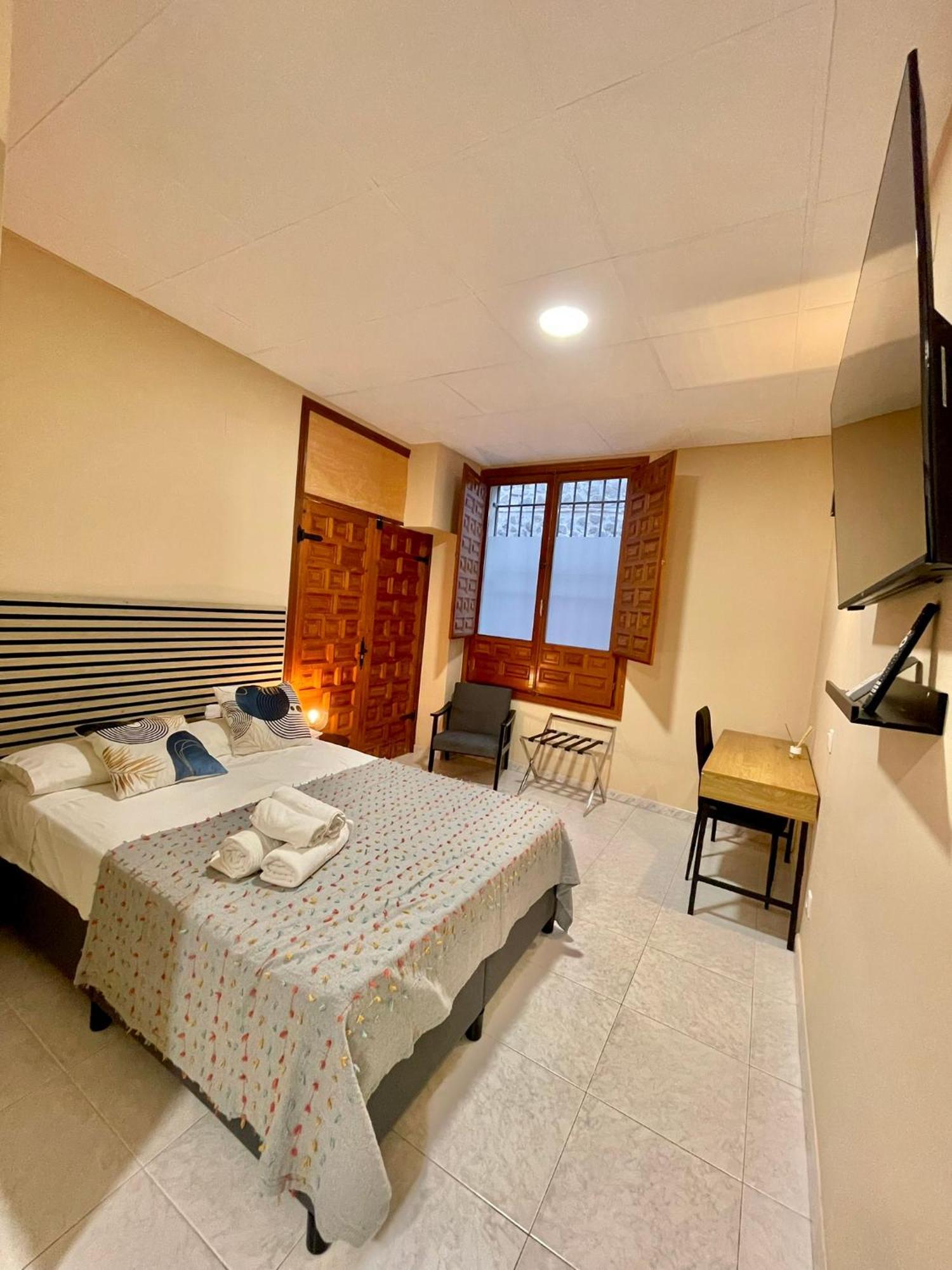 Jubilus Rooms Toledo Exterior photo
